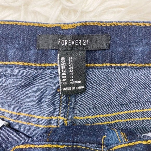 Forever 21 Denim Shorts - Picture 4 of 6